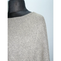 Beżowo złotawy sweter w stylu OVERSIZE z wydłużonym tyłem